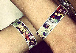 Picture Bracelet from WearShare
